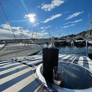 Bea Boat Charter Mentone