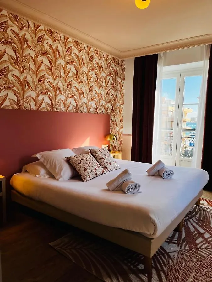 ***  Hotel De Londres Mentone Francia