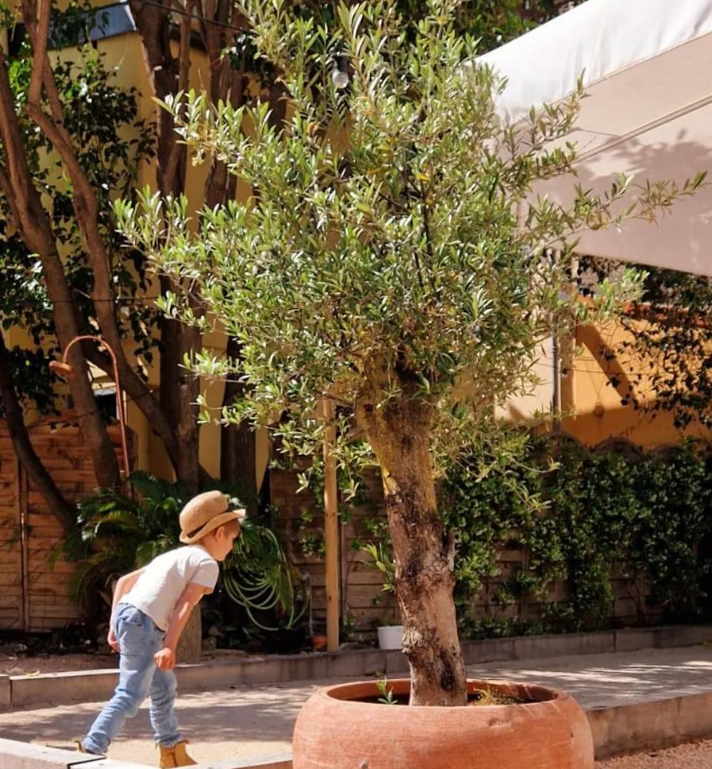 מנטון Hotel De Londres